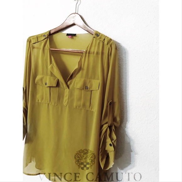 Vince Camuto Tops - Vince Camuto semi sheer pocketed safari blouse